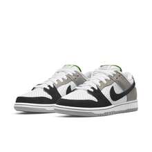 Nike SB Dunk Low 'Clorofila - Gris - Ver 2