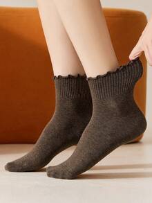 1/5 Pairs Random Women's Solid Color Minimalist Breathable Absorbent Casual Ankle Socks With Ruffle Trim - Multicolor - View 5