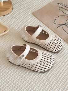 1 đôi sandal thời trang khoét lỗ cho bé gái/trẻ nhỏ, kiểu dáng thường ngày, dự tiệc/đeo quai, chất liệu lưới thoáng khí, giày bệt trẻ em, màu mơ phong cách Bohemian, trang phục dự tiệc lễ hội âm nhạc phương Tây. - Màu be - Xem 4