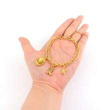 1 pieza Nuevo brazalete de acero inoxidable dorado con colgante de sombrero de vaquero y bota de estilo clásico y de burbuja para mujer - Amarillo Oro - Ver 3