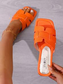 New Spring/Summer Fashion Casual Strap Slide Sandals, Comfortable Flat Heel Round Toe Slip-On Beach Slippers, Versatile Decorative Flat Sandals For Summer - Orange - View 2