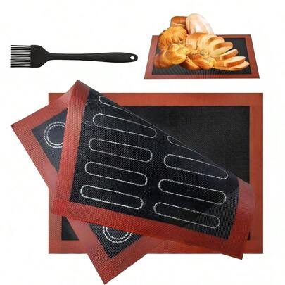 Ensemble de tapis de cuisson perforé en silicone et de pinceau de bâtissage en silicone - Design antiadhésif, résistant à la chaleur et respirant. Tapis de cuisson réutilisable idéal pour les baguettes, les biscuits et le pain. Ensemble de tapis de cuisson en silicone premium avec pinceau - Design perforé pour une cuisson uniforme, parfait pour le pain et les pâtisseries maison. Tapis de cuisson en silicone perforé avec pinceau