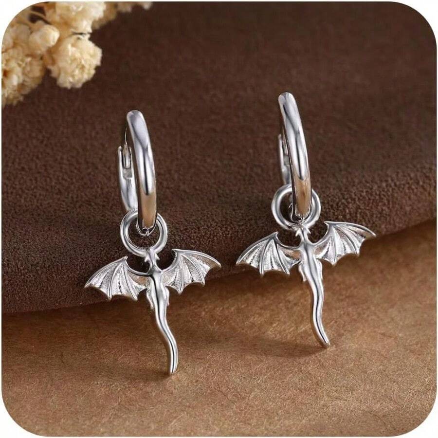 Tiny Dragon Huggie Small Hoop Earrings With Charm, Personalized Dragon 316L Surgical Steel 18k Gold Plated Dagon Drop Dangle Earrings For Women - 銀色 - 查看 1