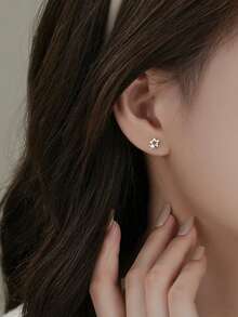 Delicate Hollow Five-Pointed Star Rhinestone Earrings, Hypoallergenic Versatile Silver Jewelry - White Gold - View 1