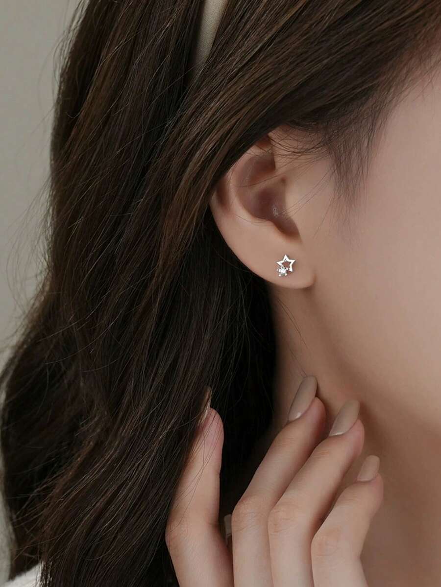 Delicate Hollow Five-Pointed Star Rhinestone Earrings, Hypoallergenic Versatile Silver Jewelry - White Gold - View 1