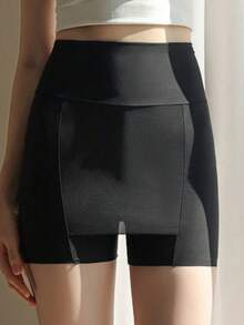 1件装女士高腰无缝短裤 - 双层短裤，流线型剪裁，防风防卷边设计，大风天必备单品，适合日常穿着 - 黑色 - 查看 1