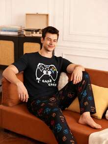 Bộ đồ ngủ mùa hè dành cho nam, kiểu dáng thường ngày, gồm áo thun ngắn tay cổ tròn in họa tiết và quần dài. - Nhiều màu - Xem 2