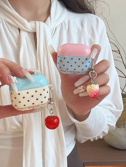 撞色波点草莓吊坠保护壳，兼容苹果Pro 1/2/4