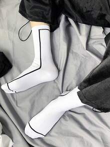 1 đôi tất ống kẻ sọc đen trắng cổ điển - Tất thể thao đường phố unisex, chất liệu cotton thoáng khí, kiểu dáng thường ngày đa năng. - Nhiều màu - Xem 7