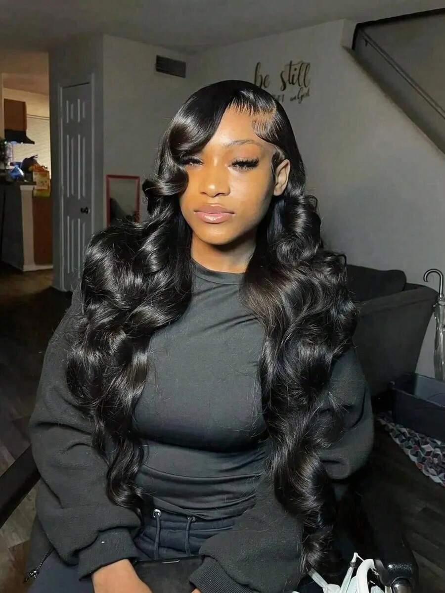 200% Density 24 Inch Natural Black Color 13x4 13x6 HD Transparent Lace Front Wigs Pre Plucked Hairline Wigs 24 Inch Glueless Body Wave Human Blended Hair Women's Fashion Wig Suitable For Daily Wear Or Gatherings