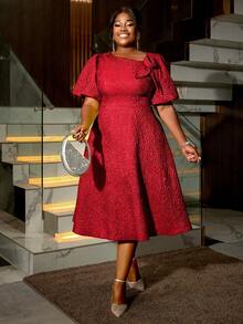 大码女士玫瑰提花泡泡袖A字毕业礼服，适合通勤、优雅鸡尾酒会、半正式舞会、生日、婚礼宾客、毕业典礼、晚宴、返校节、派对等场合，也适合情人节和春季穿着。 - 酒紅色 - 查看 6