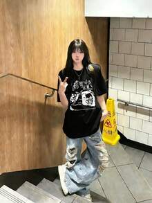 Street Fashion Retro American Portrait & Letter Print Short Sleeve T-Shirt For Women, Casual Summer, Black - Black - View 1