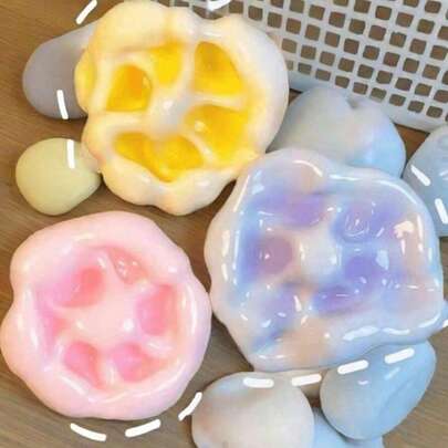 Soft Mochi Squeeze Toy, Pressure Relief Squeezing Experience, Wrapped In Thin Ice Skin, Plastic Mochi Texture, Ideal Gift For Office, Party, April Fool's Day (No Needles Required)