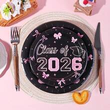 10件/20件/30件装，黑粉色毕业派对用品套装，2026届毕业主题 - 9英寸和7英寸毕业餐盘，9盎司杯子，印有“恭喜毕业”字样、毕业帽和毕业证书图案，适用于高中、大学毕业派对装饰 - 黑粉蝴蝶結 - 查看 3