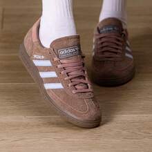 Adidas 三葉草女鞋HANDBALL德訓鞋T頭板鞋休運動板鞋 - 棕色 - 查看 2