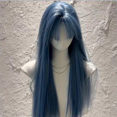 alicegarden Peluca sintética de 28 pulgadas de largo con un estilo recto natural en un impresionante azul. Diseñada con flequillo, está hecha de fibra resistente al calor para garantizar su durabilidad. Esta pieza de cabello postizo es perfecta para uso diario, fiestas, juegos de roles y reuniones, ofreciendo una apariencia natural y realista que la imita. También es un regalo para mujeres. (Excluyendo accesorios)