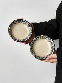 1pc/2pcs/4pcs Japanese Underglaze Ceramic Sauce Dishes, Household Soy Sauce Vinegar Dipping Dishes, Tomato Ketchup Salad Sauce Dishes, Dessert Snack Plates, Cafe Restaurant Seasoning Dishes, Holiday Gift For Family And Friends - Multicolor - View 13