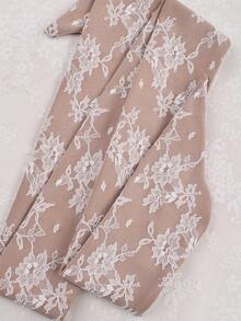 Yuwenier Sexy Vintage Apricot Floral Lace Camisole Crop Top, With Underwire Design, Backless & Off-Shoulder, Tie-Back Waist, Suitable For Music Festivals, Valentine's Day And Various Occasions, Versatile Item For Women Summer - Apricot - View 8