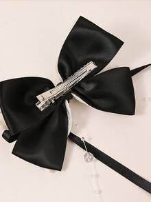 Fashionable, Cute & Elegant Bow Hair Clips, Suitable For Parties, Graduations, Daily Wear, Versatile Bow Design - Black and White - View 4