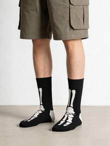 1 双男士骷髅图案黑色底袜子，四季皆宜 - 黑與白 - 查看 4