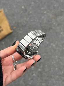 1条时尚金属表带，男女通用，兼容 Series Ultra2、Ultra 11、10、9、8、7、SE、6、5、4、3、2、1，时尚不锈钢表带，适用于40mm、42mm、44mm、45mm、49mm、38mm、41mm、46mm智能手表表带 - 銀色 - 查看 2