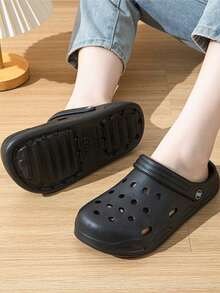 2026 New Men's Summer Breathable Hollow Slip-On Sandals, Medical/Surgical Room Clogs, Unisex Beach Slippers - Black - View 3