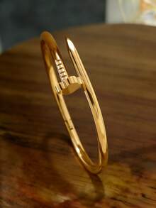 3件套18K镀金高品质不锈钢手链，女士首饰套装，包含链条、齿轮和四叶草设计，时尚百搭，适合日常佩戴、派对、节日、生日、婚礼、情人节和母亲节等场合作为礼物。 - 金色 - 查看 3