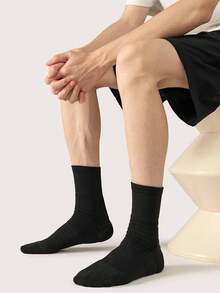 1/2 Pairs Thick Terry Cushion Sports Socks, Elite Basketball Socks, Breathable Men's Crew Length Socks, Seamless Athletic Running Socks - Black and White - View 2