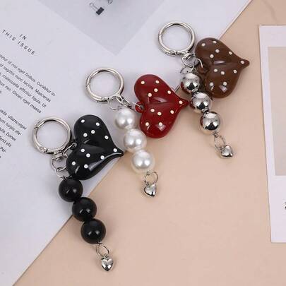 1件韩式独特设计波点爱心珍珠串珠包包挂饰/钥匙扣配饰