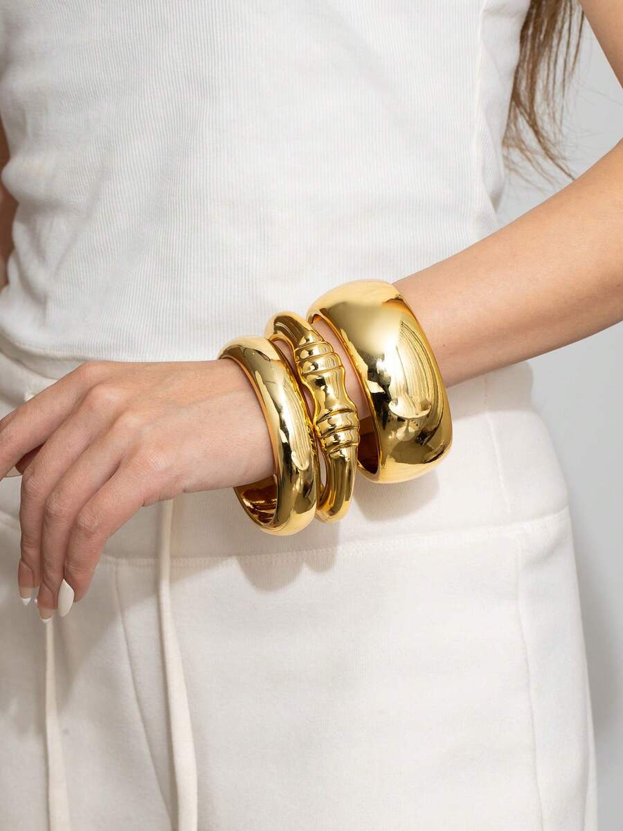 Set de 3 piezas de pulseras de plástico CCB con textura metálica y diseño geométrico simple y elegante, adecuado para uso diario de mujeres y como accesorio de moda para regalo - Dorado - Ver 1