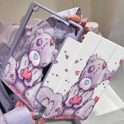 Una custodia posteriore in acrilico trasparente con cristalli, a doppia faccia, a tema di un simpatico orsetto viola a forma di cuore, antiurto, adatta per iPad di 7a, 8a e 10a generazione (10,2 pollici), con slot per la penna, supporta la funzione di sospensione/riattivazione, scelta regalo ideale