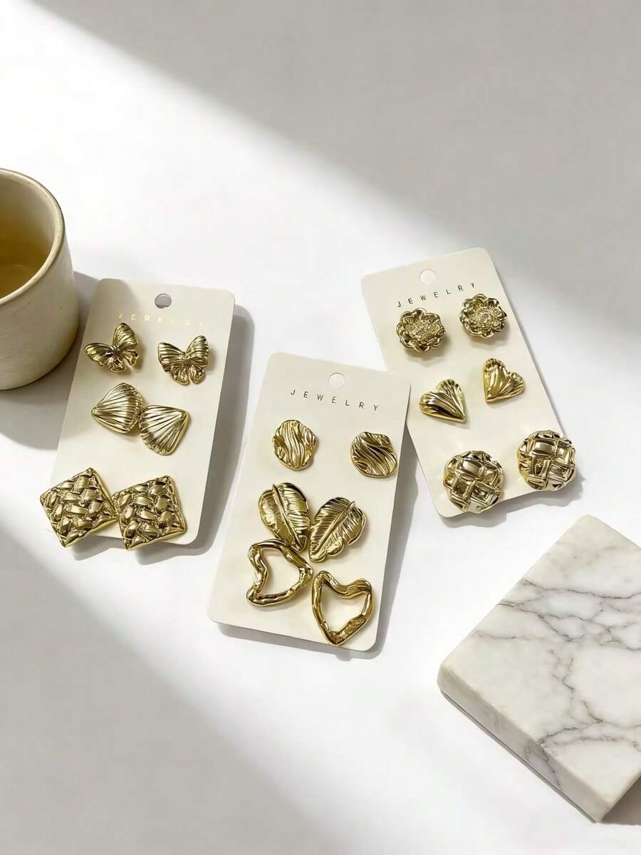 1-9 Pairs Of Retro-Style Butterfly Bow/Leaf/Flower Earrings With A Three-Dimensional Texture, Made Of High-Quality Plastic. Available In Various Styles, They Are Versatile And Suitable For All, Perfectly Matching Ladies' Daily Commuting Needs. - Gold - View 1
