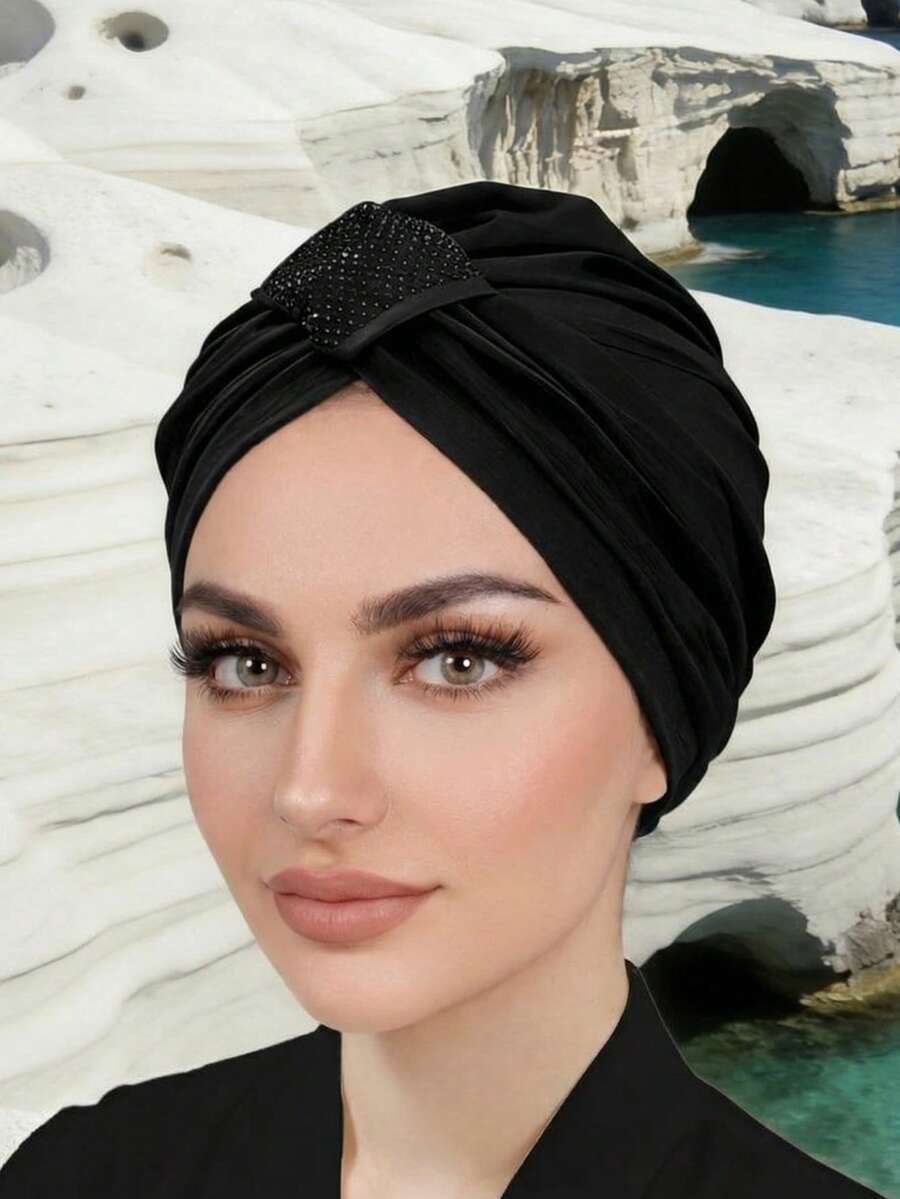 Women's Solid Color Muslim Headscarf With Rhinestone Decoration