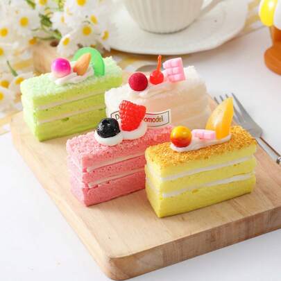 PU材质仿真长方形慕斯蛋糕，慢回弹挤压玩具，逼真食物水果奶油面包生日装饰，拍照道具