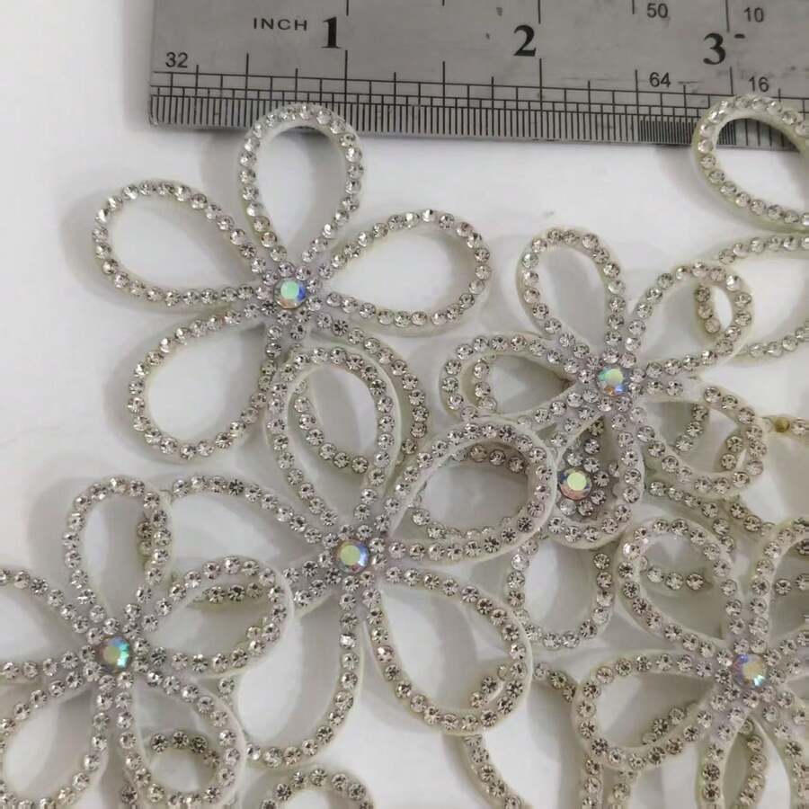 6片/包 水钻小花布贴,无纺布烫钻花卉装饰,5瓣花配件,DIY手工装饰,无背胶 - 五瓣花花片 - 查看 1