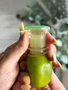 2个装便携式手动榨汁器，小巧便携，可榨取柠檬、青柠、橙汁，适合旅行和居家使用。 - 彩色 - 查看 11