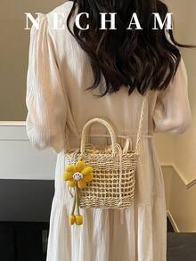 1pc Summer New Handmade Straw Tote Bag With Sunflower Pendant, Versatile Shoulder Bag - White - View 4