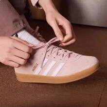 Adidas 三葉草女子GAZELLE INDOOR運動鞋休閒鞋板鞋 - 粉紅白色 - 查看 2