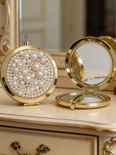 Gương trang điểm tròn gấp gọn sang trọng đính ngọc trai, gương nhỏ gọn hai mặt độ phân giải cao, vật dụng trang điểm thiết yếu cho phụ nữ khi đi làm và du lịch, quà tặng cao cấp, thích hợp cho bàn trang điểm, ô tô, du lịch, dụng cụ trang điểm dành cho nữ.