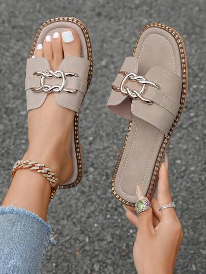 仙女风拖鞋，夏季户外时尚平底绑带设计，休闲沙滩度假凉鞋，饰有金属蝴蝶装饰