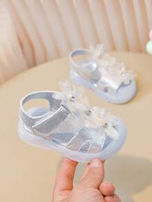 Infant Shoes/Toe-Covering Floral Crystal Hook And Loop Jelly Soft Bottom Sandals - Silver - View 8