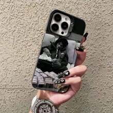 1 funda de teléfono de moda no incluye cordón ni soporte. 1 funda de teléfono Youngboy Never Broke Again, estilo, ropa urbana, cubierta plateada IMD compatible con 17 Pro 17 Pro 16 15 14 Plus 13 12 11. - 1 - Ver 5