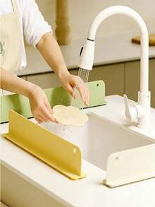 1pc Silicone Self-Adhesive Sink Splash Guard, Faucet Water Deflector Mat, Countertop Protector, Absorbent Quick-Dry Easy Clean Anti-Slip, Kitchen Bathroom Wash Basin Laundry Room, Gift For Homeowners - Multicolor - View 1