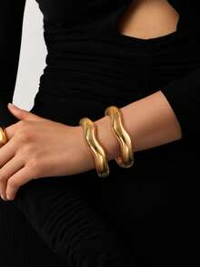 2pcs/Set Minimalist Asymmetric Water Drop Metal Bangle Set, Thick Solid Gold-Tone Alloy Material, For Women - Gold B - View 5