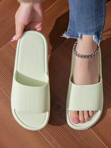 Unisex EVA Quiet Slippers - Non-Slip, Quick-Drying, Odor-Resistant, Suitable For Indoor Wear In Summer, Soft Textured Soles, Suitable For Home And Bathroom Use, Multiple Colors Available, Cute Slippers [New High-Top Design], Lightweight And Not Easy To Fatigue - Green - View 2
