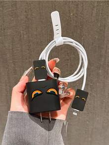 4 piezas Cubierta de adaptador de carga con ojos enojados, Juego organizador de cable de datos - Adaptador de carga 20W/18W, Cubierta de cabezal de adaptador, Compatible con iPhone 11/12/13/14/15/16/13 Pro Max/16 Pro Max/17 Pro Max - Negro - Ver 4