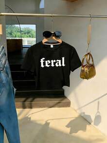 Y2K Style Women's Summer Top - Cropped-Shirt. White Short Cotton-Shirt With Black Gothic Font  Print. Daily Casual Wear, Campus Apparel, Women's Vacation Outfits - 黑色 - 查看 3