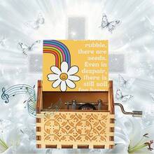 Hộp nhạc gỗ quay tay - Thiết kế hoa cúc cầu vồng "Ngay cả trong đống đổ nát, vẫn có hạt giống", phát bài hát "You Are My Sunshine", không cần pin, món quà hoàn hảo để động viên và lan tỏa sự tích cực. - Hộp nhạc Daisy - Xem 11