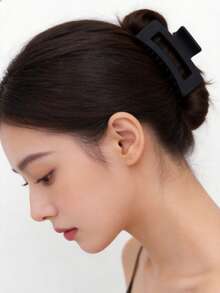 4pcs Matte Black Square Claw Hair Clips, Elegant Hair Claw Hair Accessories For Women Summer Outfits - Black - View 4