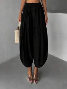 Quần harem xếp ly, áo croptop không tay, chất liệu chiffon, màu đen tuyền, kiểu dáng rộng rãi thoải mái, phù hợp cho mùa xuân, hè và thu. - màu đen - Xem 1